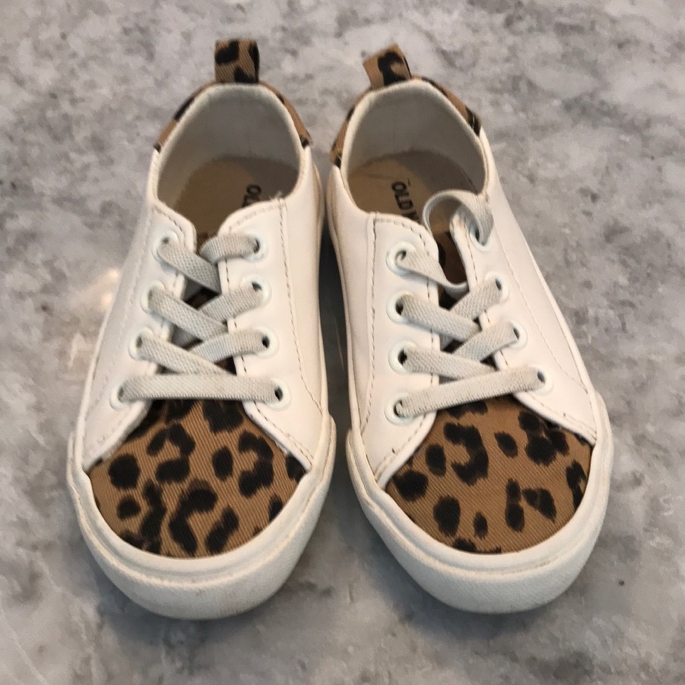 Toddler shoes